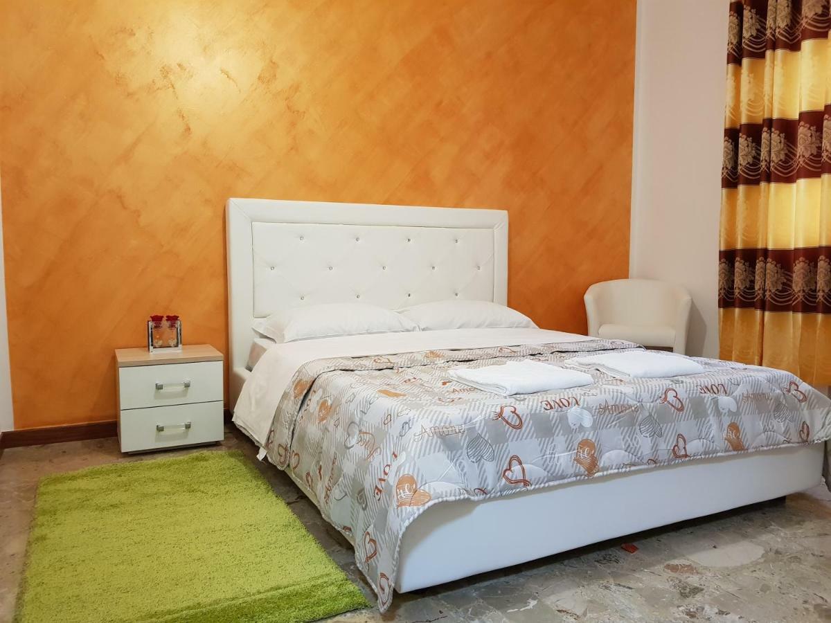 Отель Venice Bnb Местре Экстерьер фото